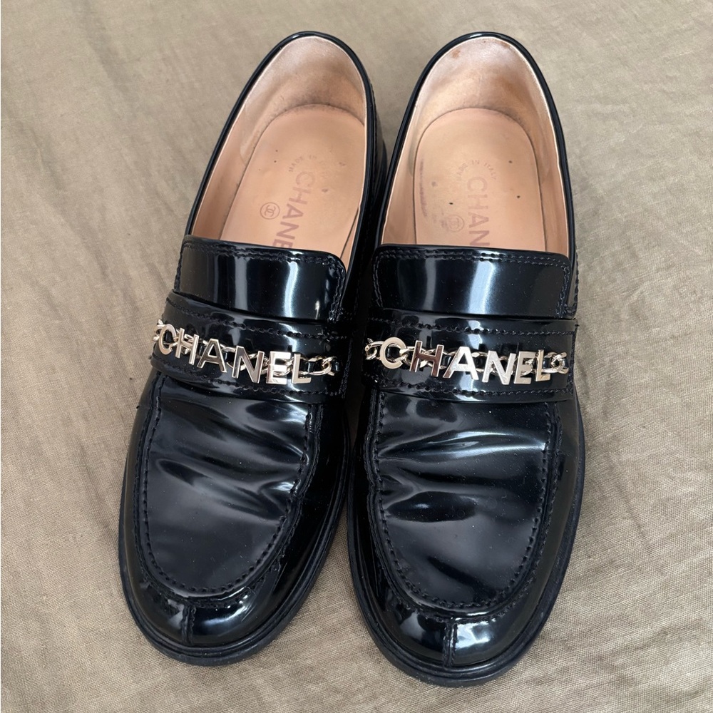 Chanel Patent Leather Loafers. Size 40.